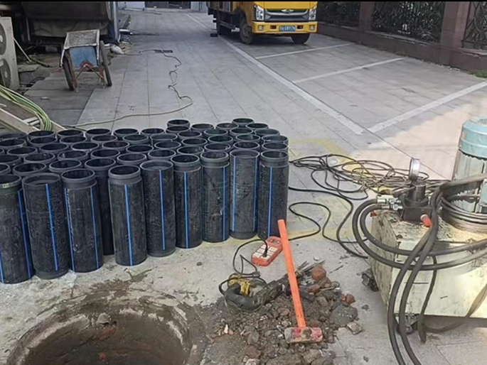 南阳PE置换管厂家 DN315置换管 非开挖管短管置换